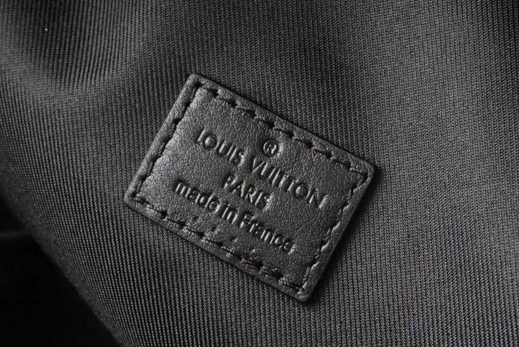 LV Backpack (Discovery Monogram)
