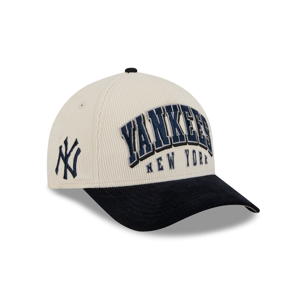 New York Yankees Stacked Corduroy 9FORTY M-Crown A-Frame Snapback Hat