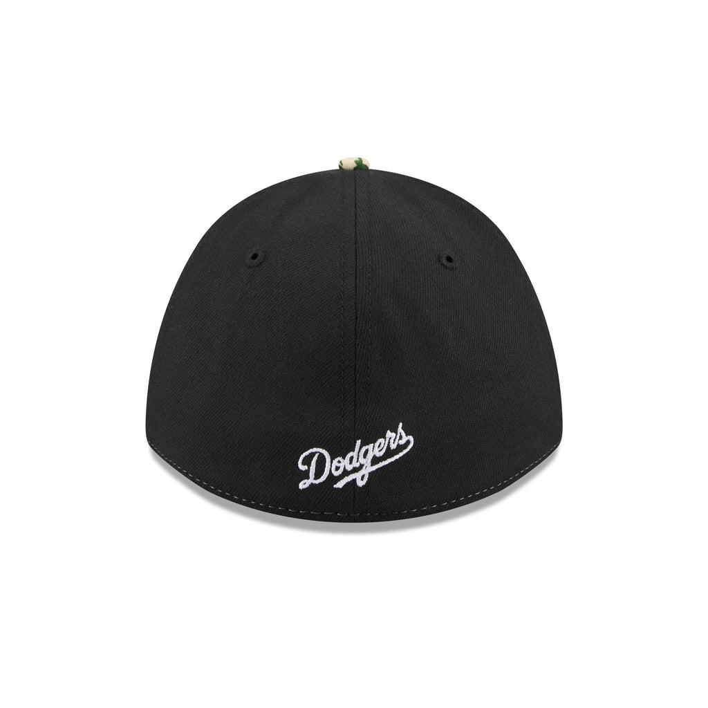 Los Angeles Dodgers Realtree 39THIRTY M-Crown A-Frame Stretch Fit Hat