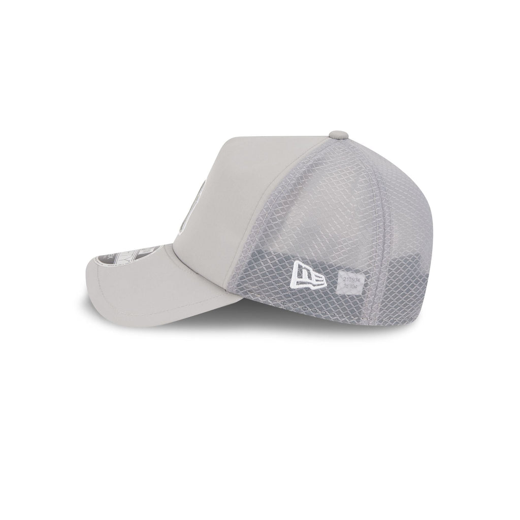 New York Yankees 2026 Batting Practice Colorway 9FORTY APEX Trucker Hat