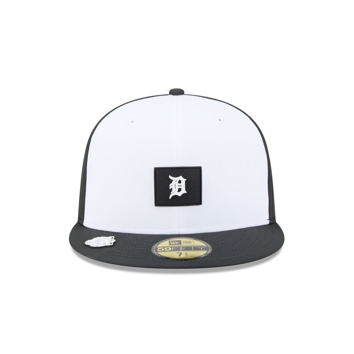 Detroit Tigers 2026 Clubhouse Black & White 59FIFTY Fitted Hat