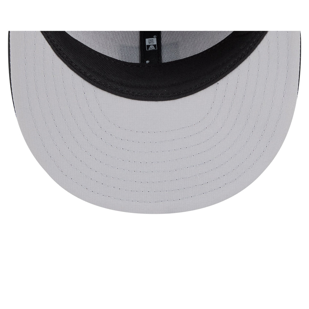 Boston Red Sox 2026 Clubhouse Black & White 59FIFTY Fitted Hat