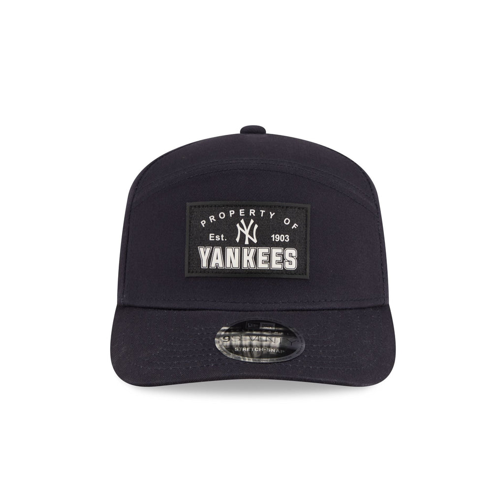 New York Yankees Property of Patch Split Panel 9SEVENTY Stretch-Snap Hat
