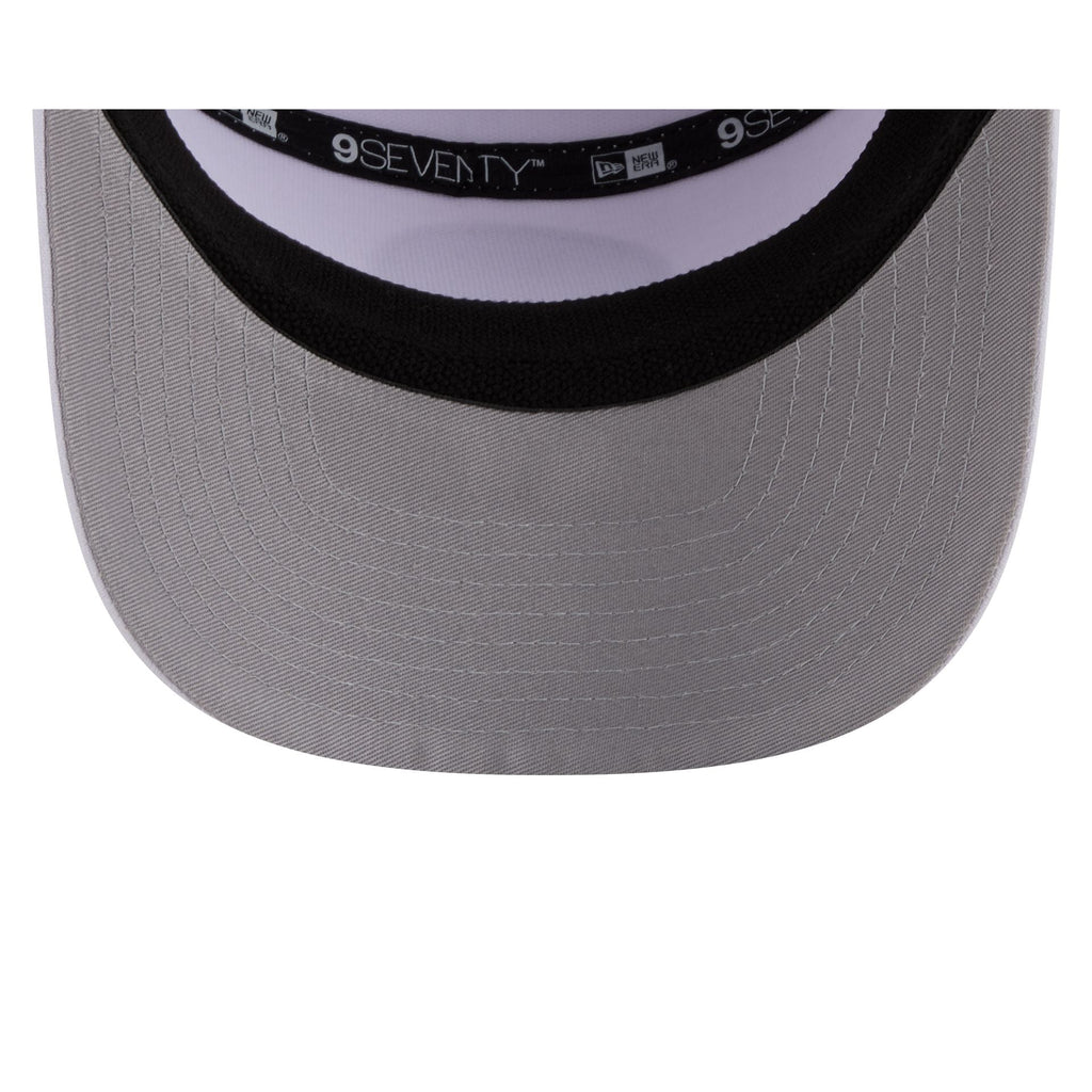 Chicago White Sox Circle Logo White Split Panel 9SEVENTY Stretch-Snap Hat