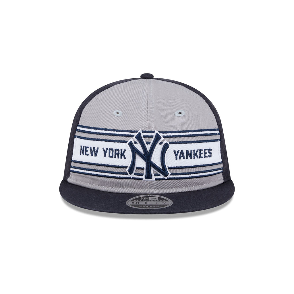 New York Yankees Team Stripes Retro Crown 9FIFTY Snapback Hat