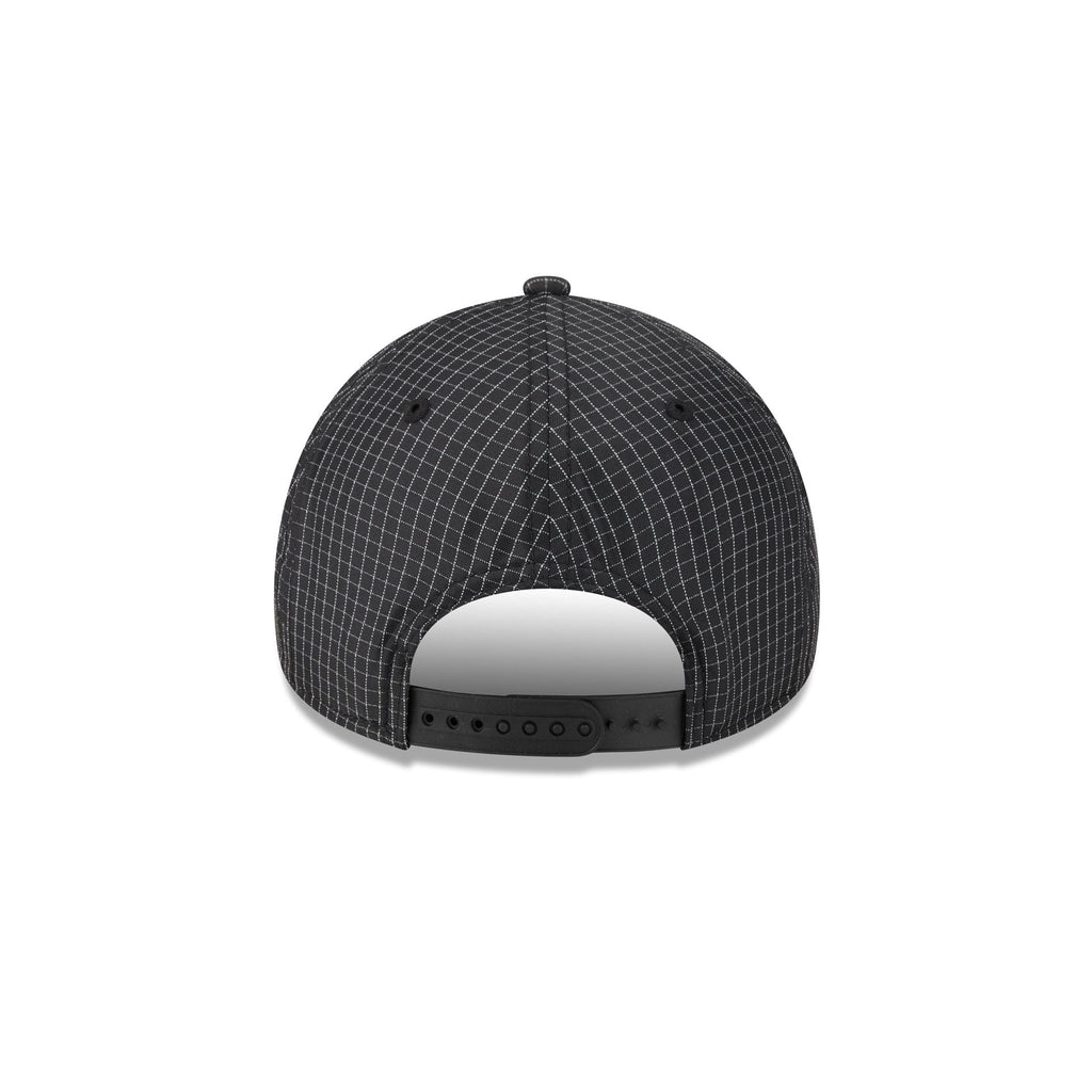 Chicago White Sox Grid 9FORTY APEX Snapback Hat