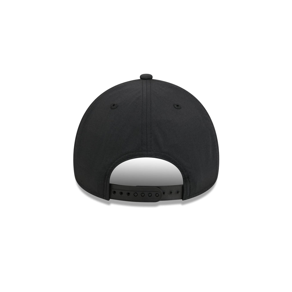 Atlanta Braves Black 9FORTY APEX Snapback Hat