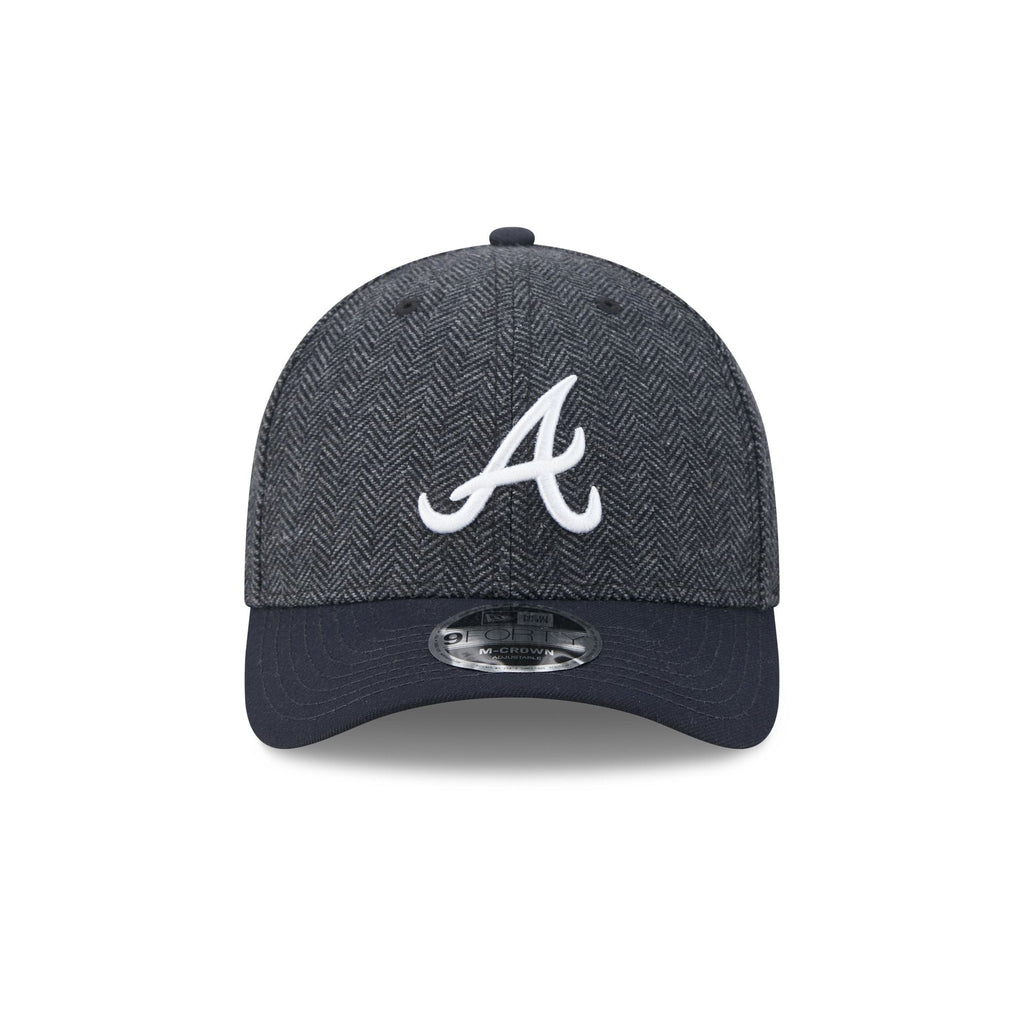 Atlanta Braves Faux Wool 9FORTY M-Crown Snapback Hat