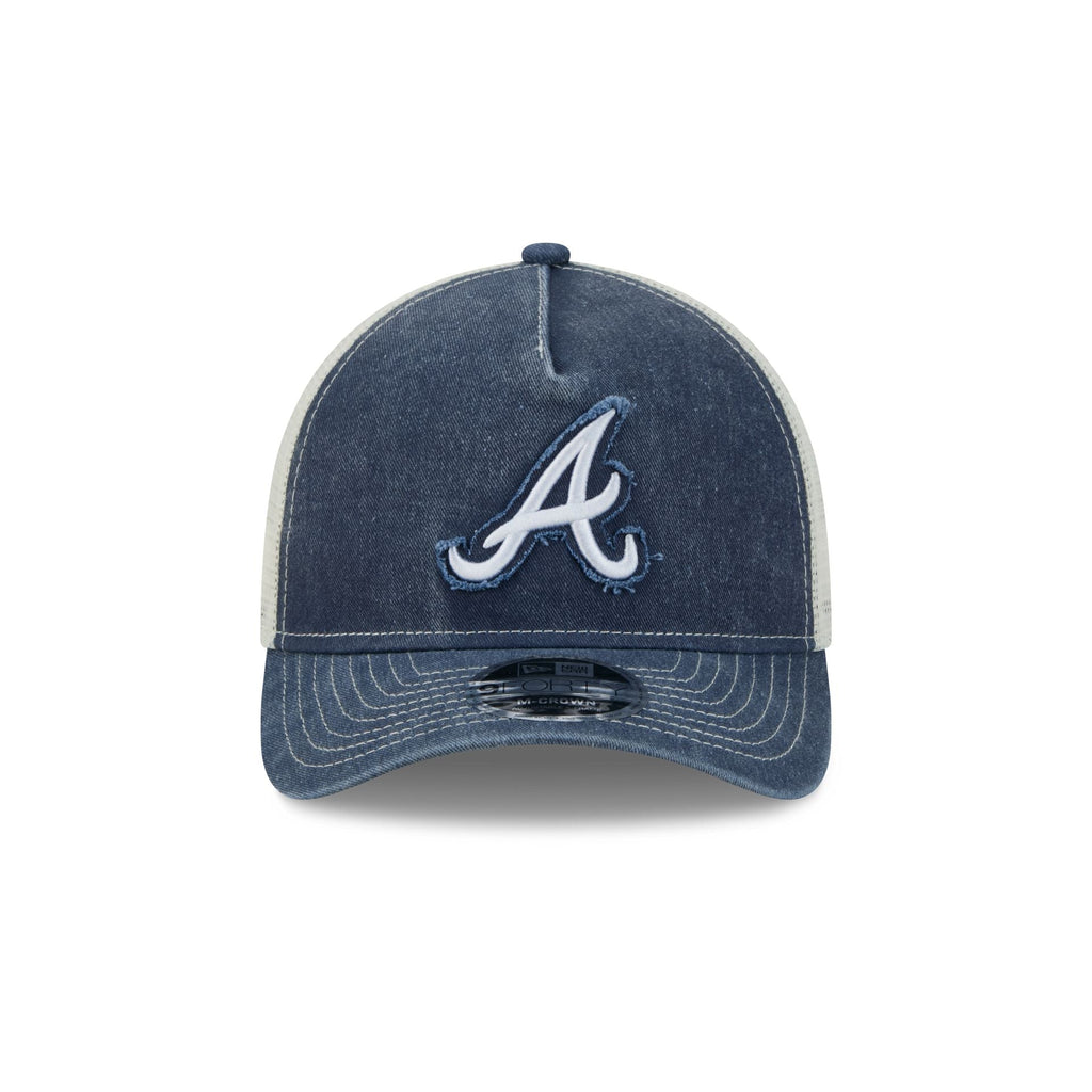 Atlanta Braves Frayed Logo 9FORTY M-Crown A-Frame Trucker Hat