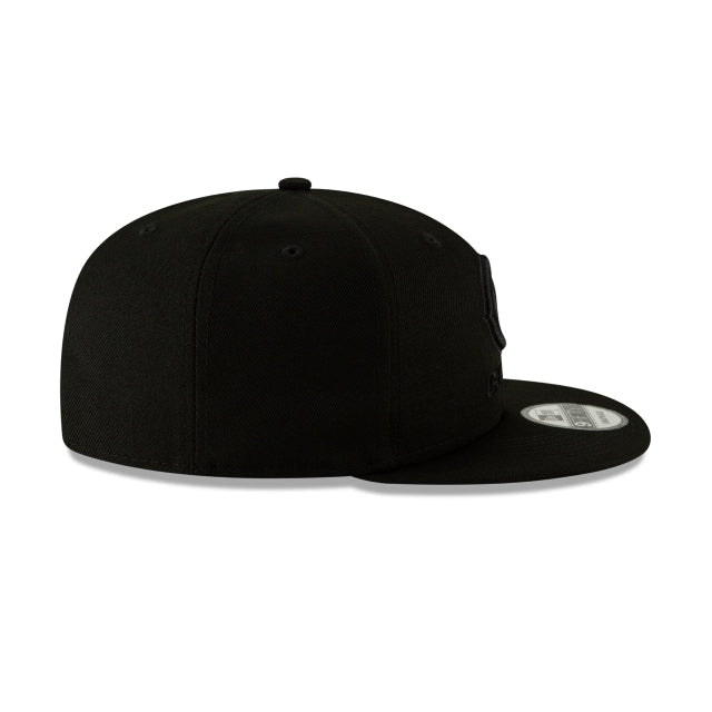 Chicago Bears Basic Black On Black 9FIFTY Snapback Hat