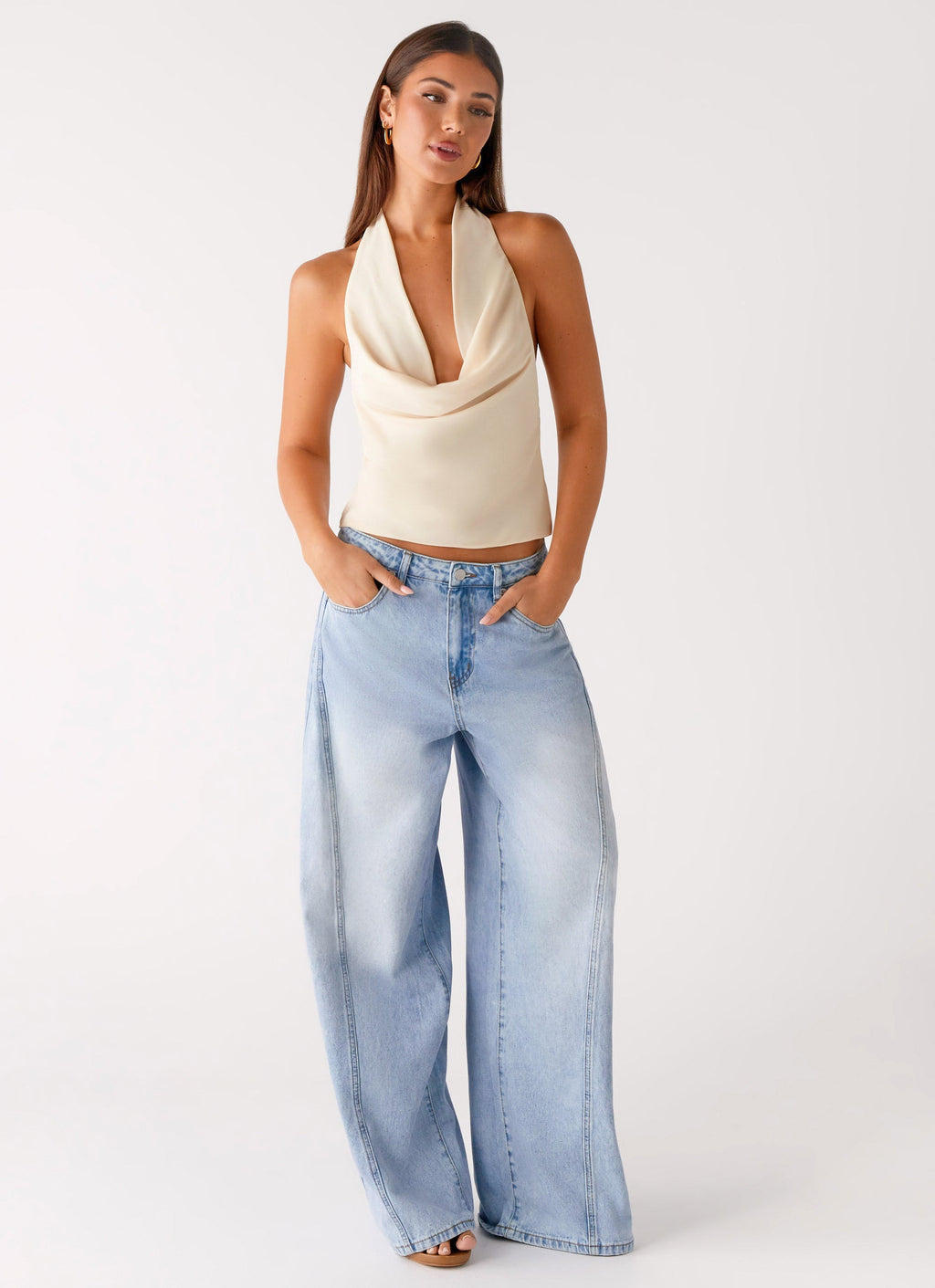 Timeless Wide Leg Jeans - Bleached Blue